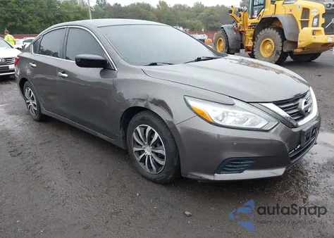 2016 Nissan Altima 2.5/2.5 S/2.5 Sl/2.5 Sr/2.5 Sv из США, поврежденный, VIN 1N4AL3AP3GN349164
